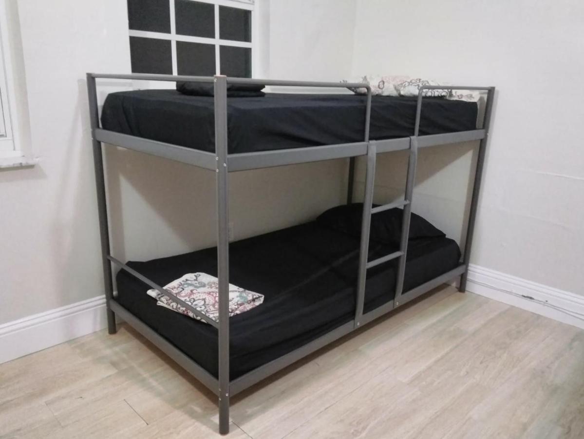 Miami Cheapest Place מראה חיצוני תמונה